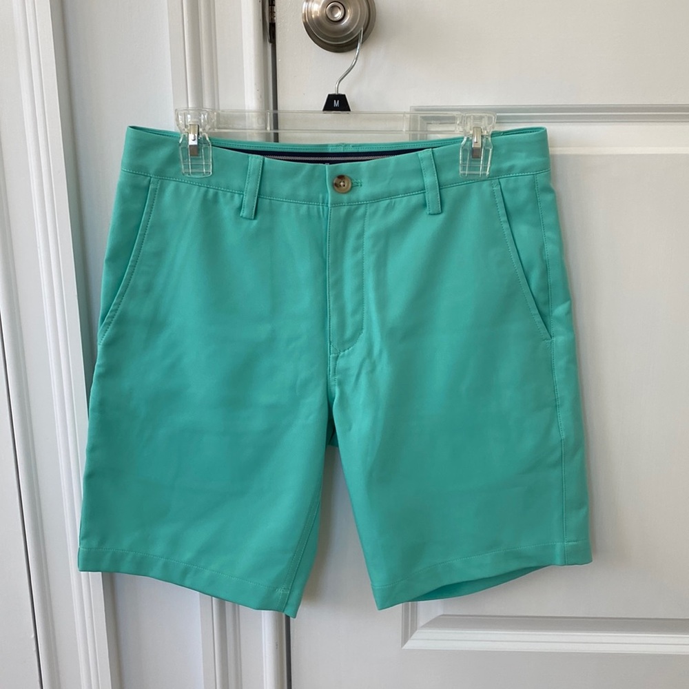 {vineyard vines} links shorts